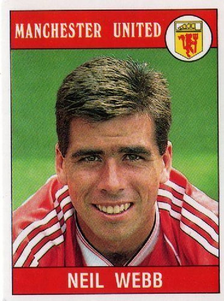 Un tempo stella dello United, ora fa il fattorino e “svende” la sua maglia- immagine 2