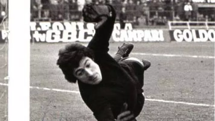 Luciano Castellini: colpo di reni in un cielo granata - immagine 1