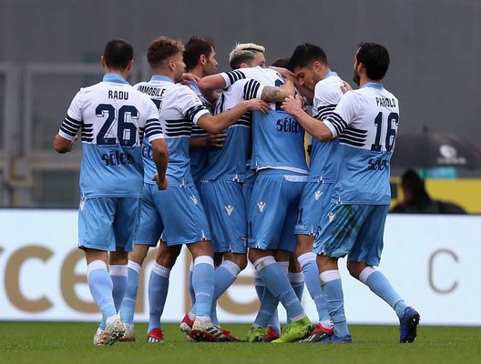 Esultanza della Lazio dopo un gol segnato Esultanza della Lazio dopo un gol segnato