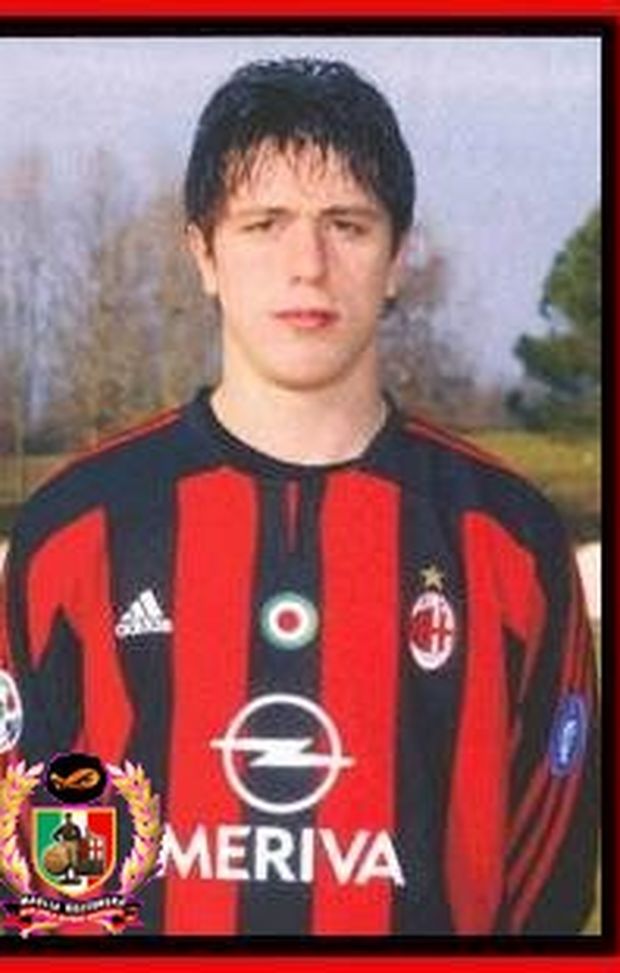  Nicola Pozzi ai tempi del Milan (fonte foto: magliarossonera.it) 