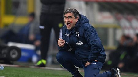 TURIN, ITALY - FEBRUARY 20: Torino FC head coach Ivan Juric reacts during the Serie A match between Torino FC and US Cremonese at Stadio Olimpico di Torino on February 20, 2023 in Turin, Italy. (Photo by Valerio Pennicino/Getty Images)