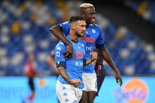 Victor Osimhen e Matteo Politano Photo by Francesco Pecoraro/Getty Images) Victor Osimhen e Matteo Politano Photo by Francesco Pecoraro/Getty Images)