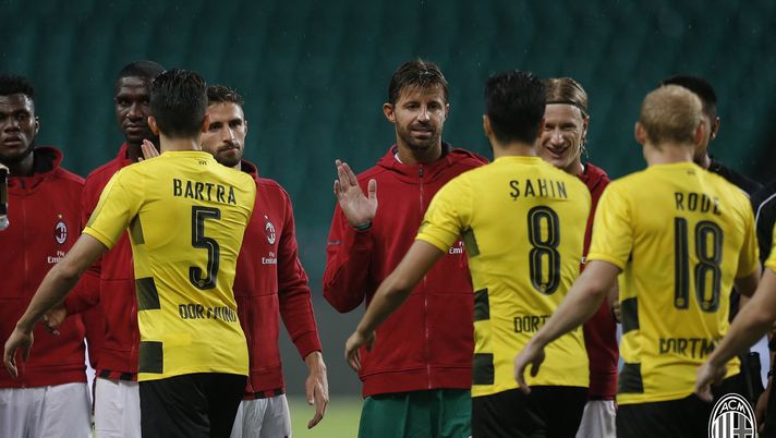 Milan e Borussia Dortmund in campo a Guangzhou (credits: acmilan.com) Milan BVB