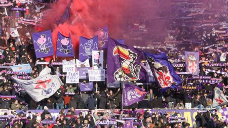 GERMOGLI PH: 11 DICEMBRE 2021 FIRENZE STADIO ARTEMIO FRANCHI SERIE A FIORENTINA VS SALERNITANA NELLA FOTO TIFOSI CURVA FIESOLE