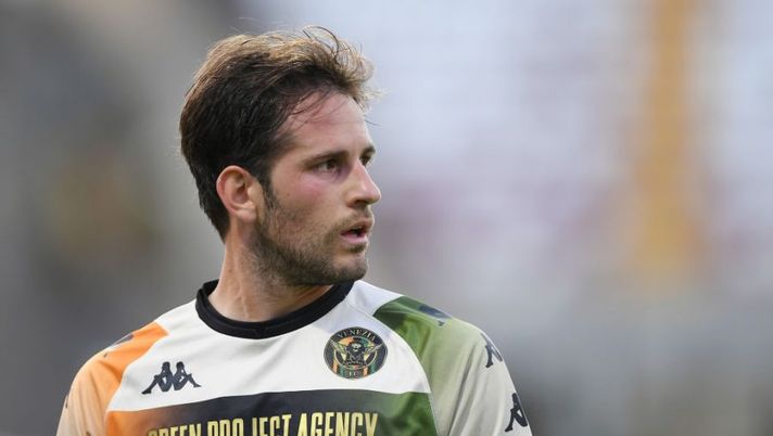 SALERNO, ITALY - MAY 05: Mattia Aramu of Venezia FC during the Serie A match between US Salernitana and Venezia FC at Stadio Arechi on May 05, 2022 in Salerno, Italy. (Photo by Francesco Pecoraro/Getty Images) Aramu può restare al fantacalcio: c’è l’interesse di una squadra di Serie A - immagine 1