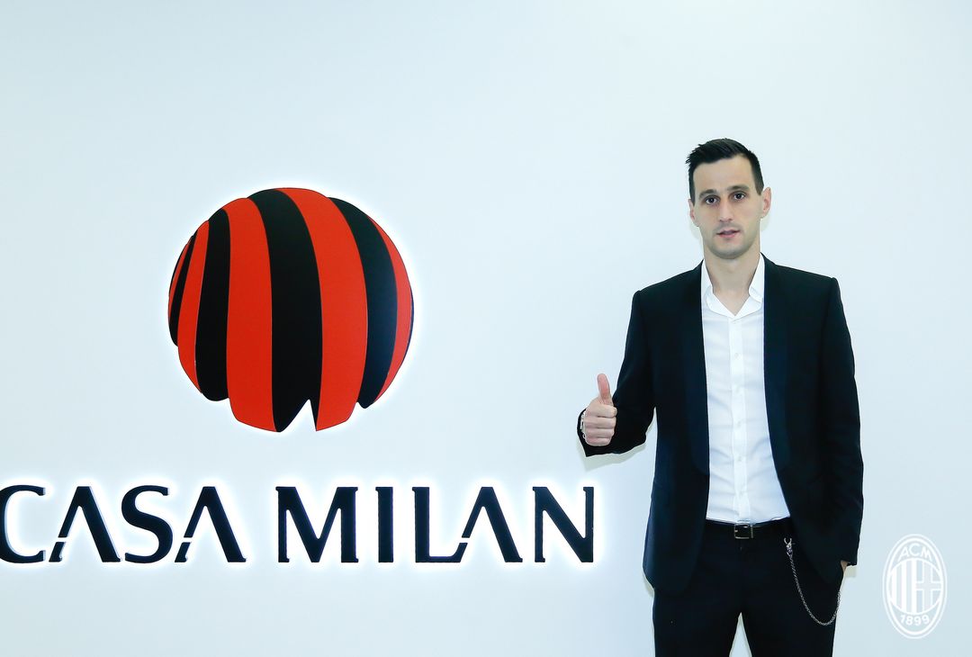 GALLERY – Kalinic al Milan: le foto dei suoi primi giorni rossoneri - immagine 9