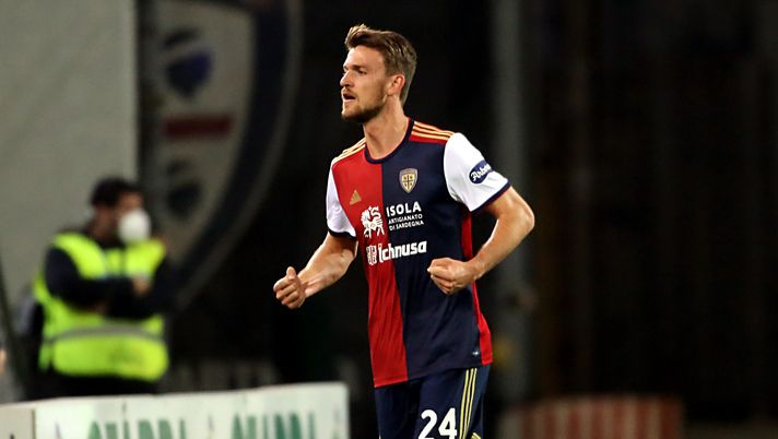 CAGLIARI, ITALY - MARCH 03: Daniele Rugani of Cagliari celebrates his goal 1-0 during the Serie A match between Cagliari Calcio and Bologna FC at Sardegna Arena on March 3, 2021 in Cagliari, Italy. (Photo by Enrico Locci/Getty Images) 