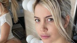 Wanda Nara esagerata: si scatta un selfie e mostra un lato B in forma smagliante