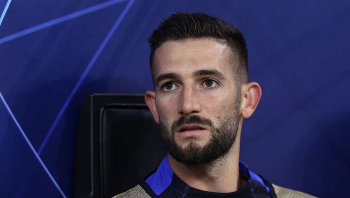 MILAN, ITALY - SEPTEMBER 07: Roberto Gagliardini of FC Internazionale looks on prior to the UEFA Champions League group C match between FC Internazionale and FC Bayern München at San Siro Stadium on September 07, 2022 in Milan, Italy. (Photo by Francesco Scaccianoce/Getty Images) Inter, Sky: “Nottingham Forest insiste per Gagliardini: la situazione” - immagine 1