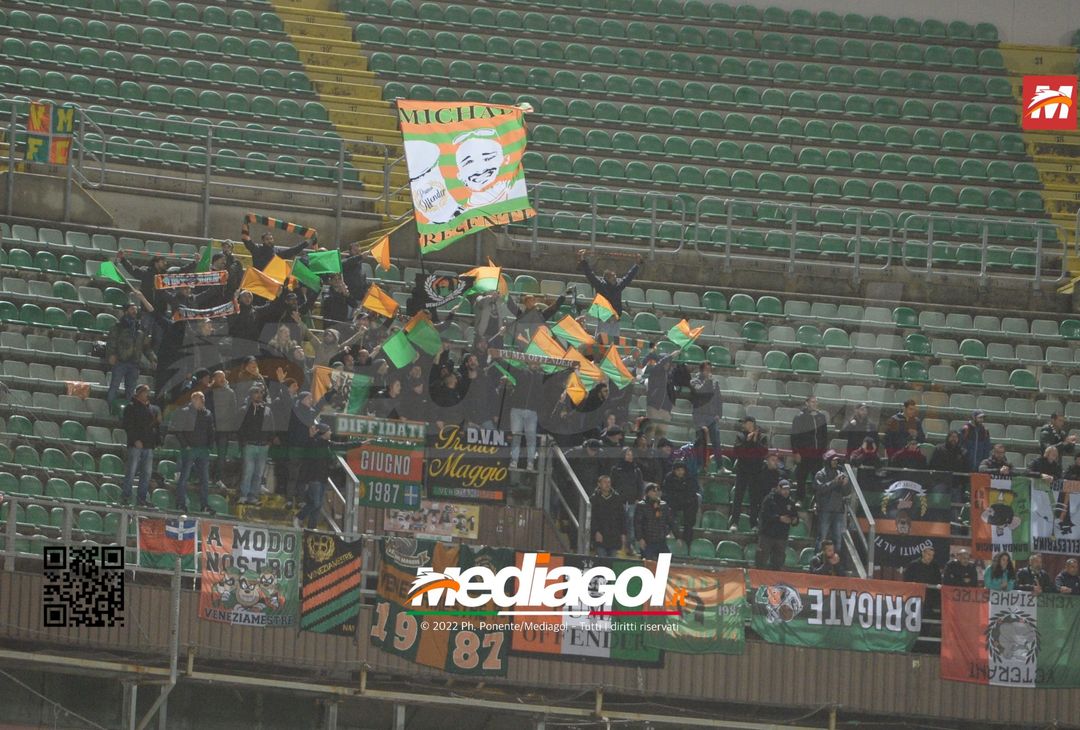 FOTO Palermo-Venezia 0-1, 14ª giornata di Serie B 2022-2023 (Gallery) - immagine 23