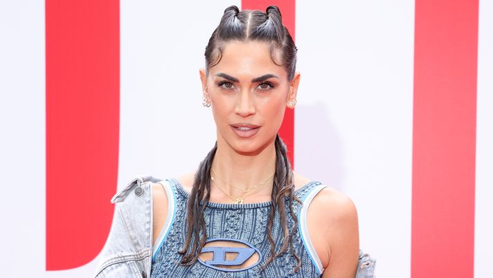 Getty Images  Melissa Satta, look mozzafiato per la Milano Fashion Week: fan in tilt - immagine 1