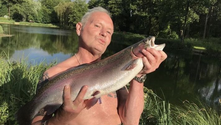Gascoigne senza freni: “Vi racconto quando ho sequestro un bus e portato uno struzzo in campo” 
