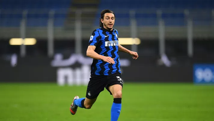 MILAN, ITALY - MARCH 08:  Matteo Darmian of FC Internazionale in action during the Serie A match between FC Internazionale  and Atalanta BC at Stadio Giuseppe Meazza on March 08, 2021 in Milan, Italy. (Photo by Claudio Villa - Inter/Inter via Getty Images)