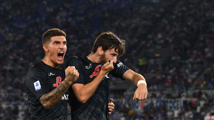 Kvaratskhelia (Getty Images) kvaratskhelia mania