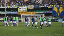 Il Verona sfonda la muraglia del Carpi: triplo Pazzini, 4 a 1 al Bentegodi