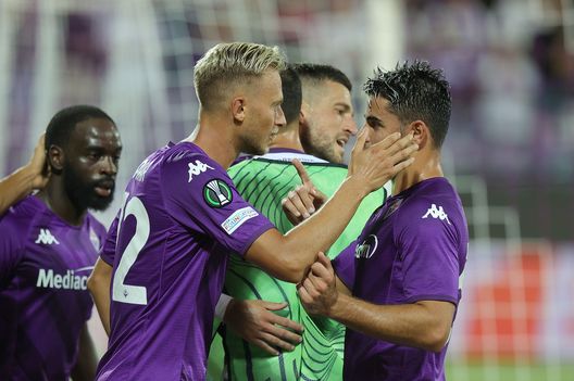 FLORENCE, ITALY - SEPTEMBER 08: Antonin Barak of ACF Fiorentina celebrates after scoring a goal during the UEFA Europa Conference League group A match between ACF Fiorentina and Rīgas Futbola skola at Stadio Artemio Franchi on September 8, 2022 in Florence, Italy. (Photo by Gabriele Maltinti/Getty Images) Barak chiamato a fare gli straordinari: quanto serve alla Fiorentina- immagine 2