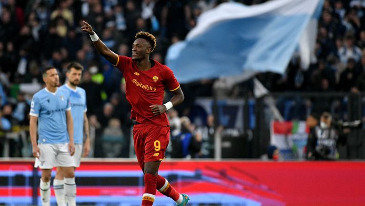 Abraham: “Vedere ‘mio zio’ Mourinho è sempre uno shock. Amo Roma dal mio arrivo” - immagine 1