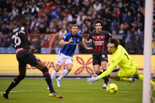 (Photo by Mattia Ozbot - Inter/Inter via Getty Images) Il derby di Supercoppa fa gioire l’Inter: netto 3-0 a un Milan in crisi- immagine 3