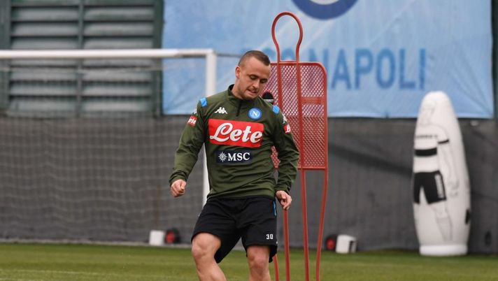 NAPLES, ITALY - JANUARY 20: Stanislav Lobotka of Napoli on January 20, 2020 in Naples, Italy. (Photo by SSC NAPOLI/SSC NAPOLI via Getty Images) NAPLES, ITALY - JANUARY 20: Stanislav Lobotka of Napoli on January 20, 2020 in Naples, Italy. (Photo by SSC NAPOLI/SSC NAPOLI via Getty Images)
