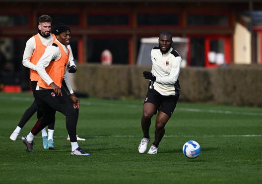 Kessié supera le visite e firma con il Barcellona: quadriennale per il giocatore- immagine 2