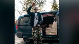 VIDEO Paul Pogba, la performance è virale: pantaloni con i Puffi e balletto scatenato!