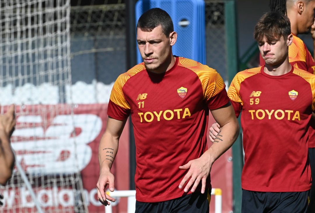 Trigoria, allenamento del mattino in vista del Betis per la Roma – FOTO GALLERY - immagine 17