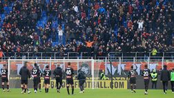 Milan ko, ma c’è il derby: la Curva alla squadra “Vogliamo undici leoni…”