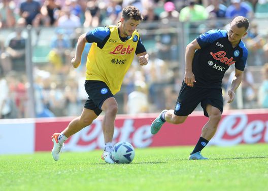 (Photo by SSC NAPOLI/SSC NAPOLI via Getty Images) infortunio demme