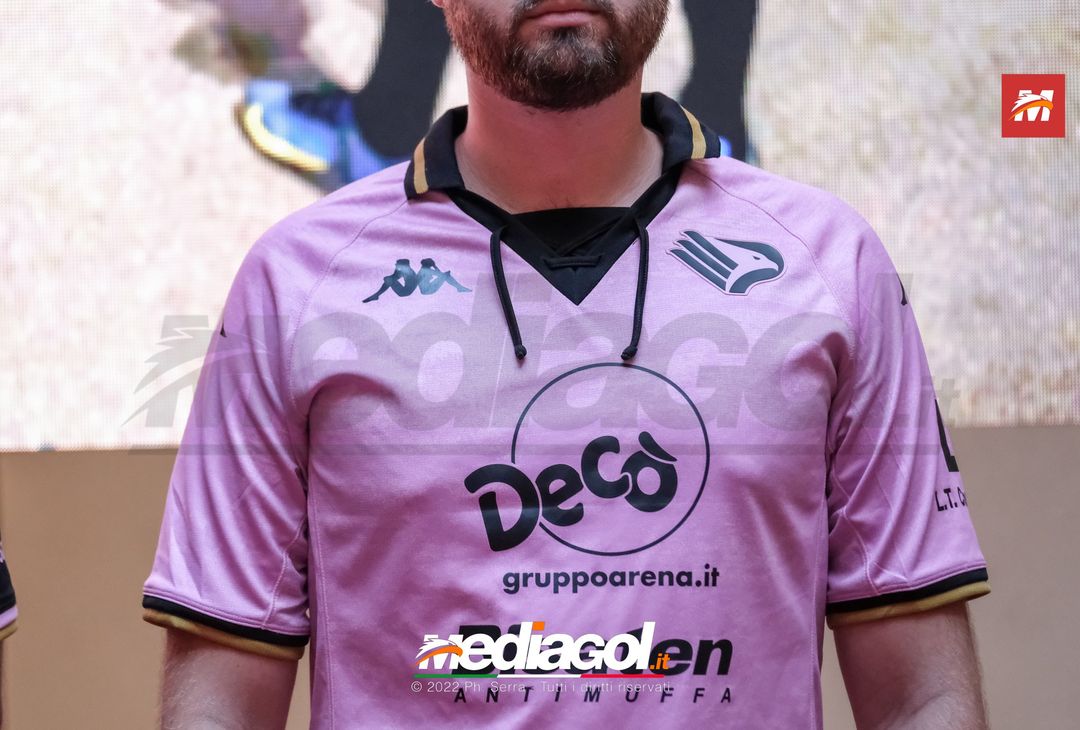 FOTO PALERMO, presentazione nuove maglie gara Palermo 2022/2023 (Gallery) - immagine 59
