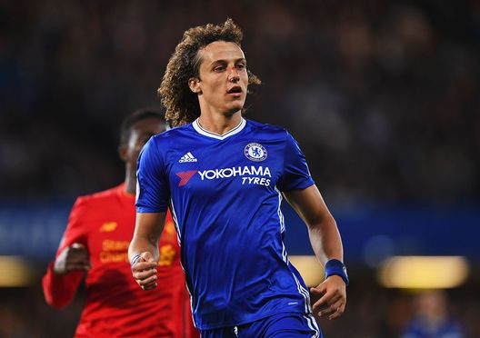 LONDON, ENGLAND - SEPTEMBER 16:  A bloody David Luiz of Chelsea looks on during the Premier League match between Chelsea and Liverpool at Stamford Bridge on September 16, 2016 in London, England.  (Photo by Shaun Botterill/Getty Images) 