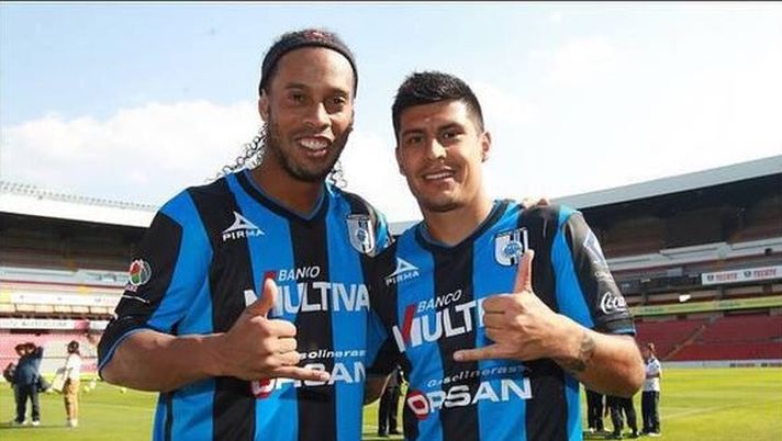 Messico, un compagno di Ronaldinho: “Feste pazzesche a casa sua, i camerieri ti servivano da bere” - immagine 1