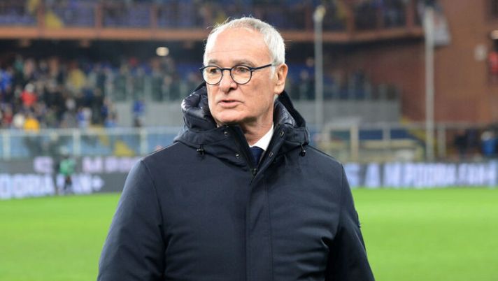 GENOA, ITALY - DECEMBER 18: Claudio Ranieri head coach of UC Sampdoria during the Serie A match between UC Sampdoria and Juventus at Stadio Luigi Ferraris on December 18, 2019 in Genoa, Italy. (Photo by Paolo Rattini/Getty Images) Samp, due cessioni già decise e due riscatti in bilico: le scelte di Ranieri - immagine 1