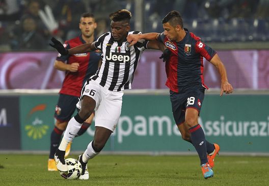 GENOA, ITALY - OCTOBER 29: Paul Pogba of Juventus FC competes for the ball with Rolando Mandragora of Genoa CFC during the Serie A match between Genoa CFC and Juventus FC at Stadio Luigi Ferraris on October 29, 2014 in Genoa, Italy. (Photo by Marco Luzzani/Getty Images) Primo all. Mandragora a VN: “Dopo 10′ era già leader. Come cambia ACF con lui”- immagine 2