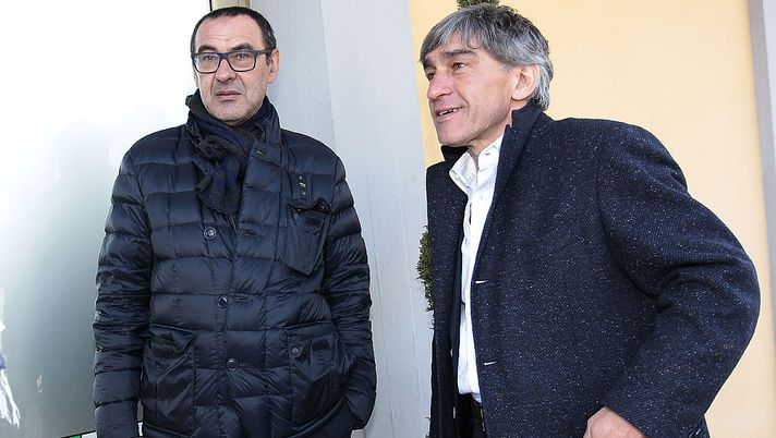 FLORENCE, ITALY - MARCH 09: Maurizio Sarri (L) manager of Empoli FC and Giuseppe Galderisi manager of US Libertas Lucchese 1905 during the "Panchina D'oro season 2013-2014" on March 9, 2015 in Florence, Italy. (Photo by Gabriele Maltinti/Getty Images) FLORENCE, ITALY - MARCH 09: Maurizio Sarri (L) manager of Empoli FC and Giuseppe Galderisi manager of US Libertas Lucchese 1905 during the "Panchina D'oro season 2013-2014" on March 9, 2015 in Florence, Italy. (Photo by Gabriele Maltinti/Getty Images)