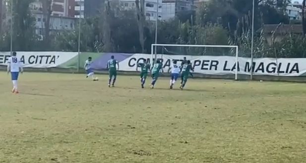 Immagine YouTube Ilgranchio.it Derby a porte chiuse, ma tifosi sui balconi e dietro le recinzioni: rigore decisivo e 7 ammoniti- immagine 2