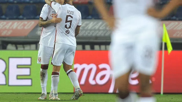 BOLOGNA, ITALY - AUGUST 02:  Simone Zaza of Torino FC celebrates after scoring a goal during the serie A match between Bologna FC and Torino FC at Stadio Renato Dall'Ara on August 02, 2020 in Bologna, Italy. (Photo by Mario Carlini / Iguana Press/Getty Images)