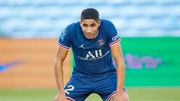 Achraf Hakimi avvistato in discoteca: con 6 ragazze nel privé, nel locale anche Joana Sanz