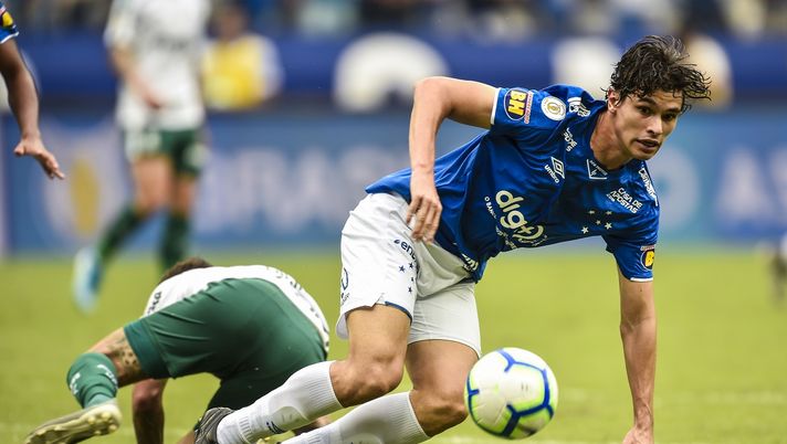 BELO HORIZONTE, BRAZIL - DECEMBER 8: Dodo #18 of Cruzeiro a match between Cruzeiro and Palmeiras as part of Brasileirao Series A 2019 at Mineirao Stadium on December 8, 2019 in Belo Horizonte, Brazil. (Photo by Pedro Vilela/Getty Images) BELO HORIZONTE, BRAZIL - DECEMBER 8: Dodo #18 of Cruzeiro a match between Cruzeiro and Palmeiras as part of Brasileirao Series A 2019 at Mineirao Stadium on December 8, 2019 in Belo Horizonte, Brazil. (Photo by Pedro Vilela/Getty Images)