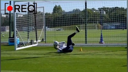 Navas, che parate in allenamento! Donnarumma non avrà vita facile | VIDEO