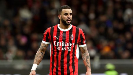 MILAN, ITALY - FEBRUARY 02: Kyle Walker of AC Milan looks on during the Serie A match between AC Milan and FC Internazionale at Stadio Giuseppe Meazza on February 02, 2025 in Milan, Italy. (Photo by Marco Luzzani/Getty Images)