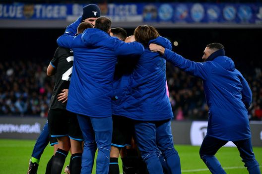 Sarri: “Cosa penso del secondo posto? Che è ora di andare a dormire. La classifica…”- immagine 2