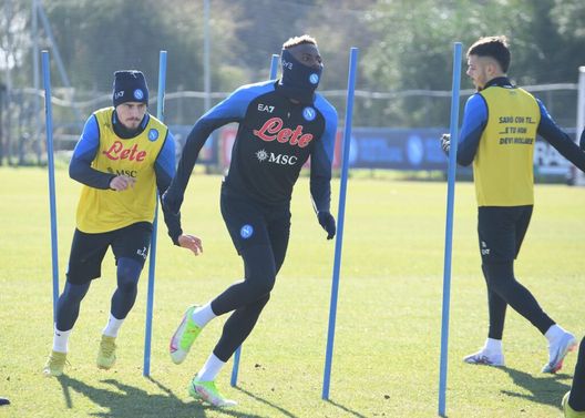 Verso Spezia-Napoli, il report dell’allenamento: differenziato per Lobotka e altri due big- immagine 2