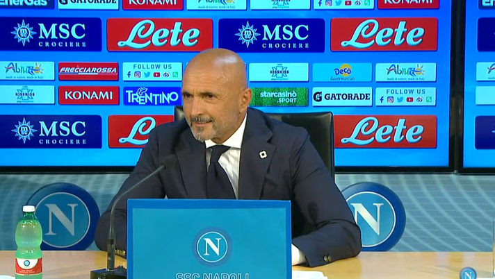 FOTO Spalletti presenta la nuova casacca “Sarò con te” FOTO Spalletti presenta la nuova casacca “Sarò con te”