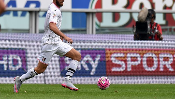 Foto, la Sampdoria ringrazia Andrea Rispoli: “Sempre applausi per chi onora la maglia blucerchiata” Foto, la Sampdoria ringrazia Andrea Rispoli: “Sempre applausi per chi onora la maglia blucerchiata”