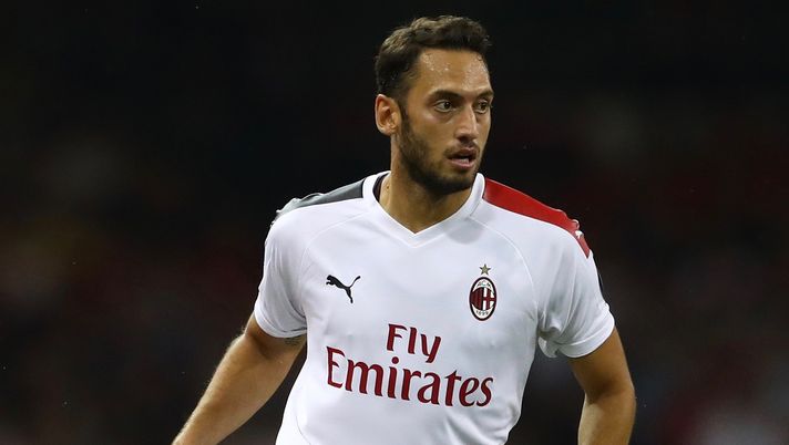 Hakan Calhanoglu, centrocampista del Milan (credits: GETTY Images) 
