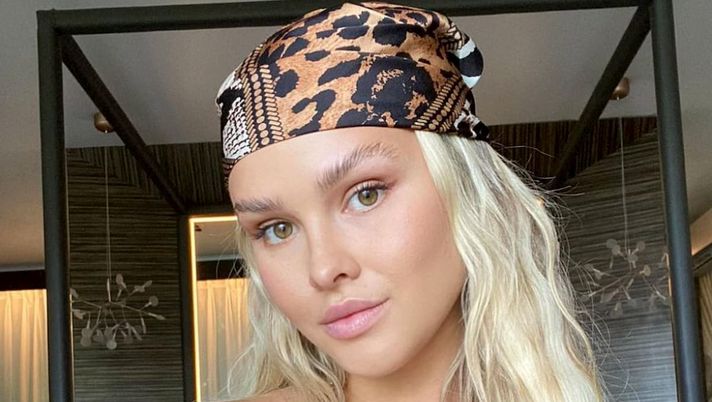 Instagram Kinsey Wolanski Instagram Kinsey Wolanski