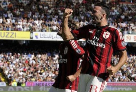 L'esultanza di Adil Rami (calcissimo.com) L'esultanza di Adil Rami (calcissimo.com)