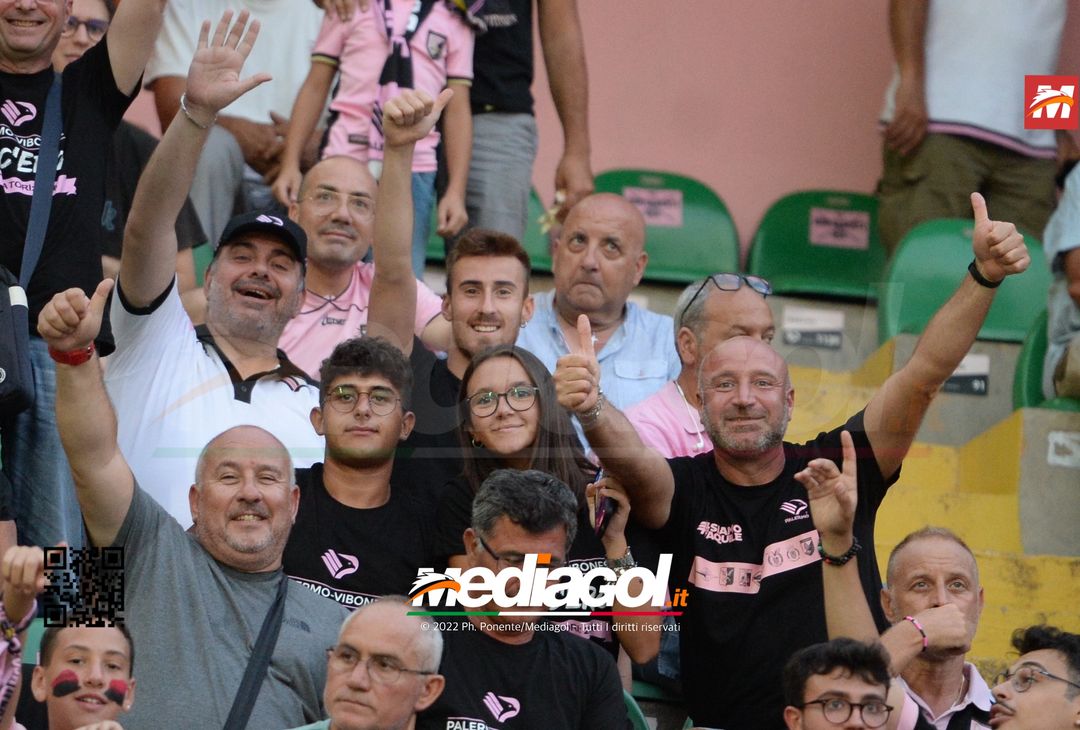 FOTOTIFO, Palermo-Perugia 2-0: i tifosi allo stadio Renzo Barbera (Gallery) - immagine 64