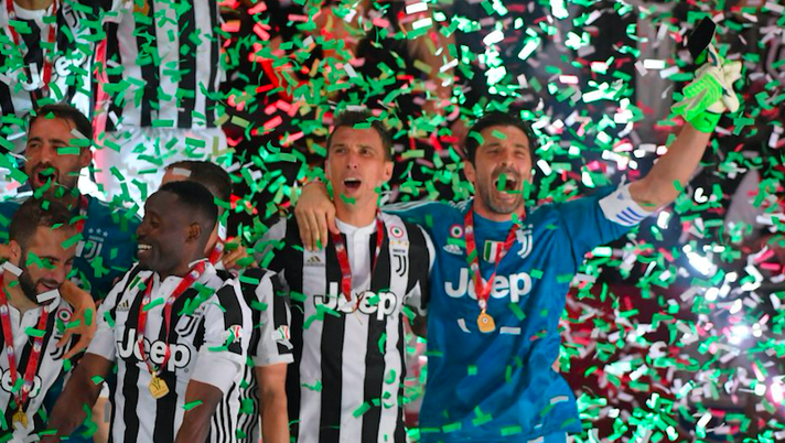 Coppa Italia, bel gesto di Buffon al termine della finale contro il Milan - immagine 1