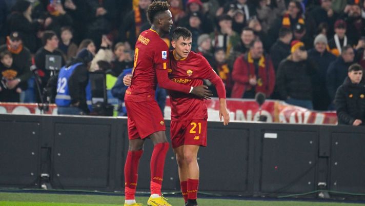 Belotti e Abraham a digiuno, Mourinho cambia. Dybala-Wijnaldum: tocca a voi - immagine 1